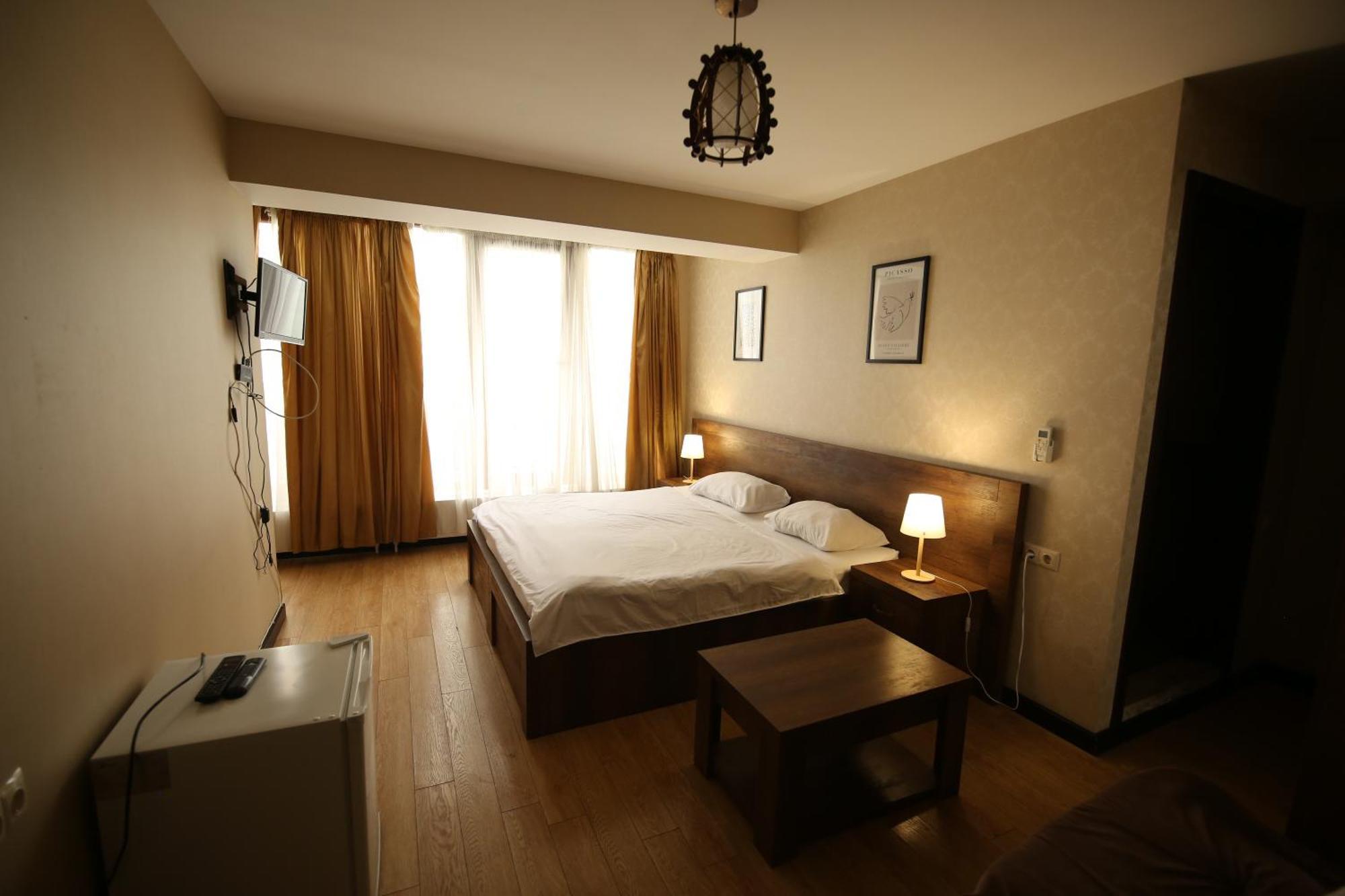 Dream Sky Hotel Tbilissi Extérieur photo